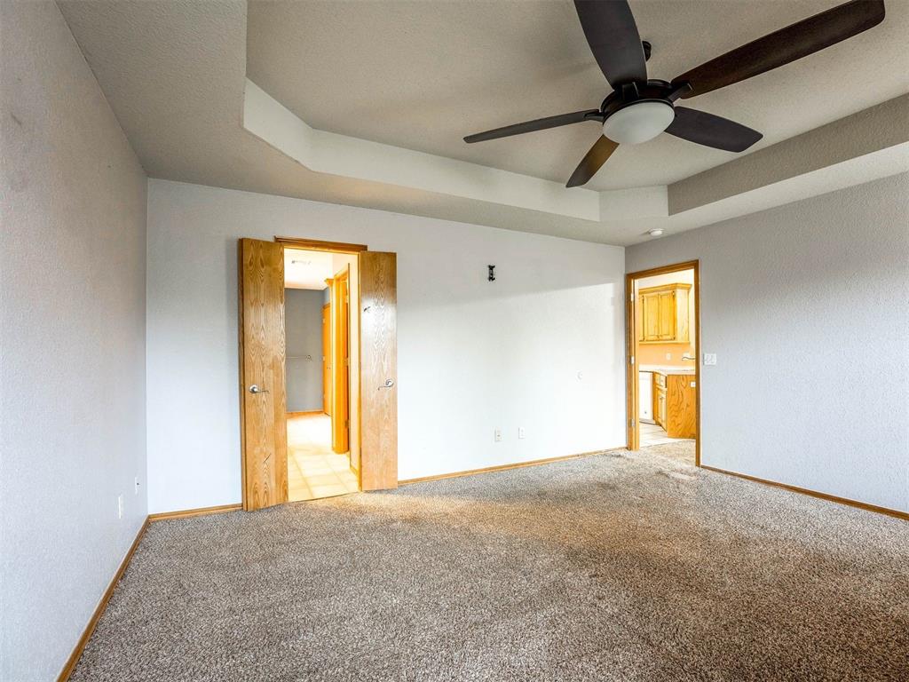 635 W Geronimo Way