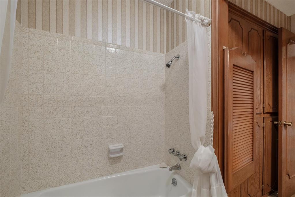 2017 N Rolling Ridge