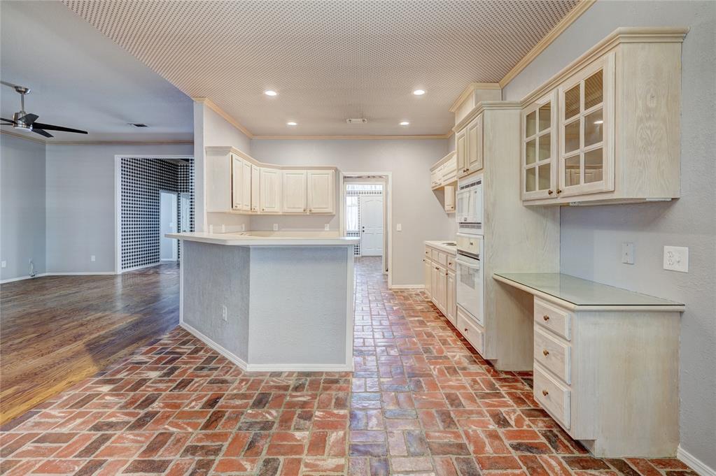 15701 Hyde Parke Drive