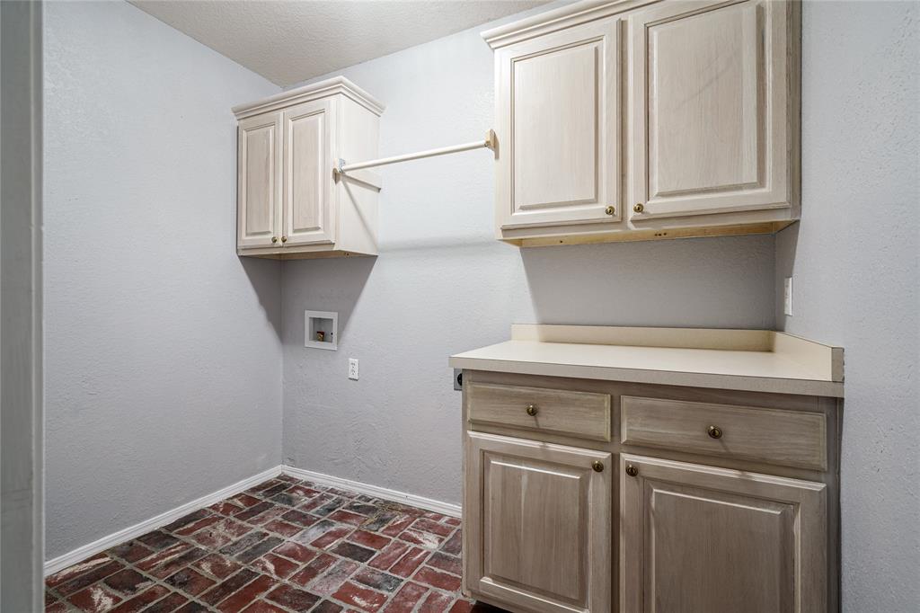 15701 Hyde Parke Drive