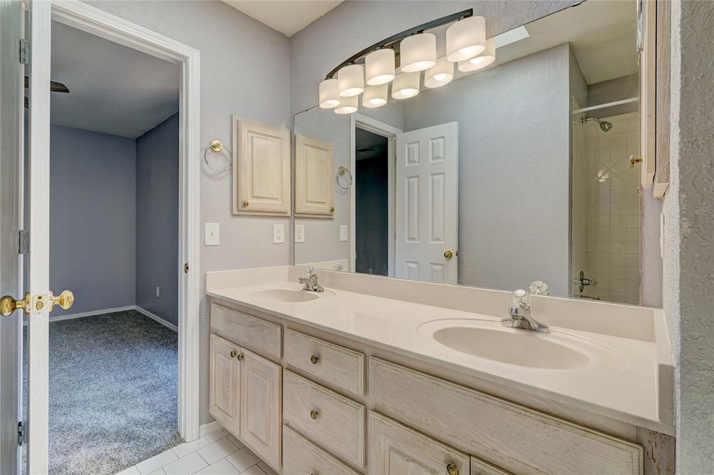 15701 Hyde Parke Drive