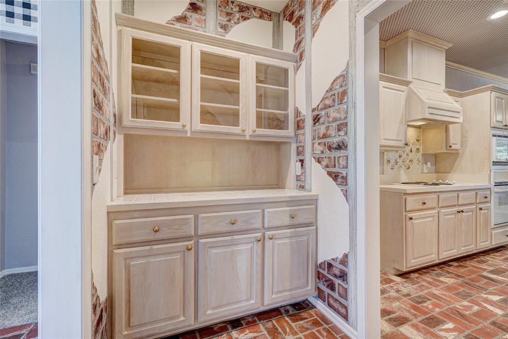 15701 Hyde Parke Drive