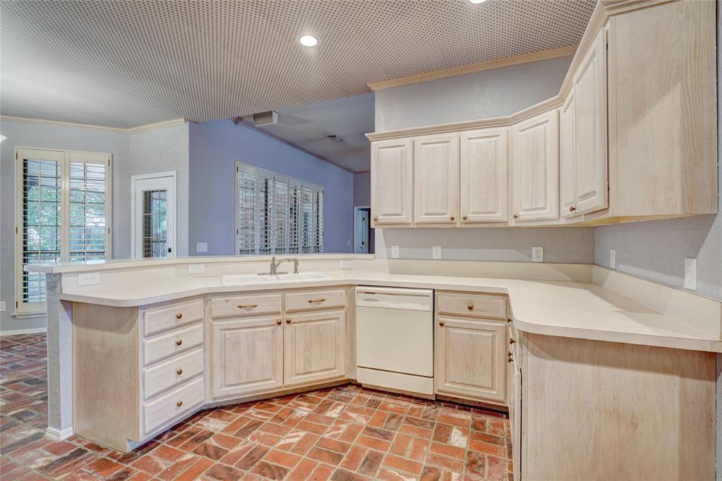 15701 Hyde Parke Drive