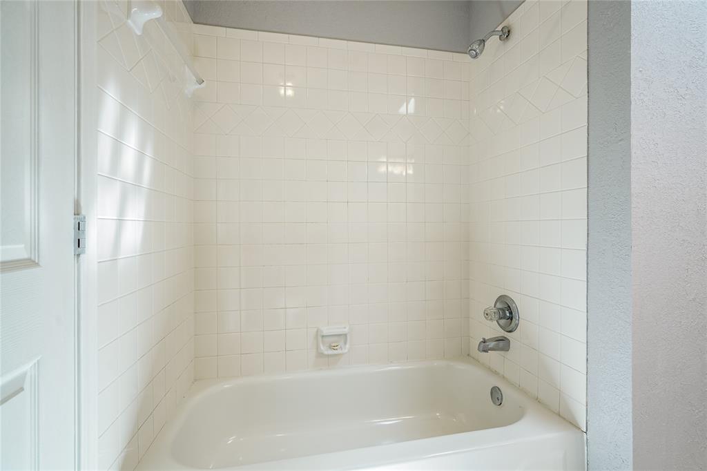 15701 Hyde Parke Drive