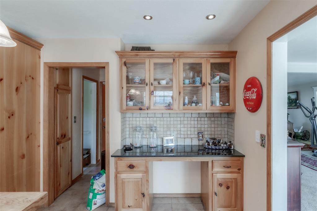 2920 Huntleigh Drive