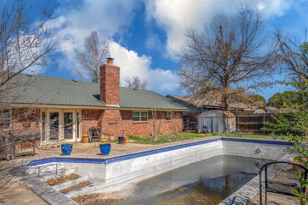 2920 Huntleigh Drive