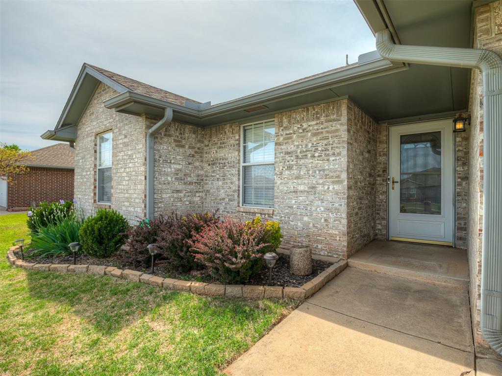 1917 Bluegrass Court