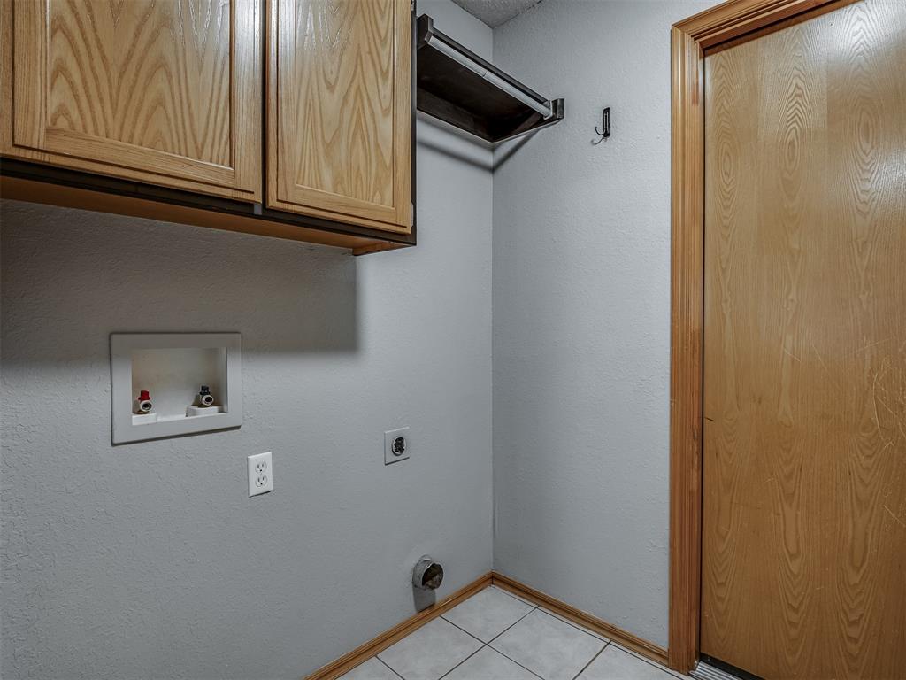 1917 Bluegrass Court