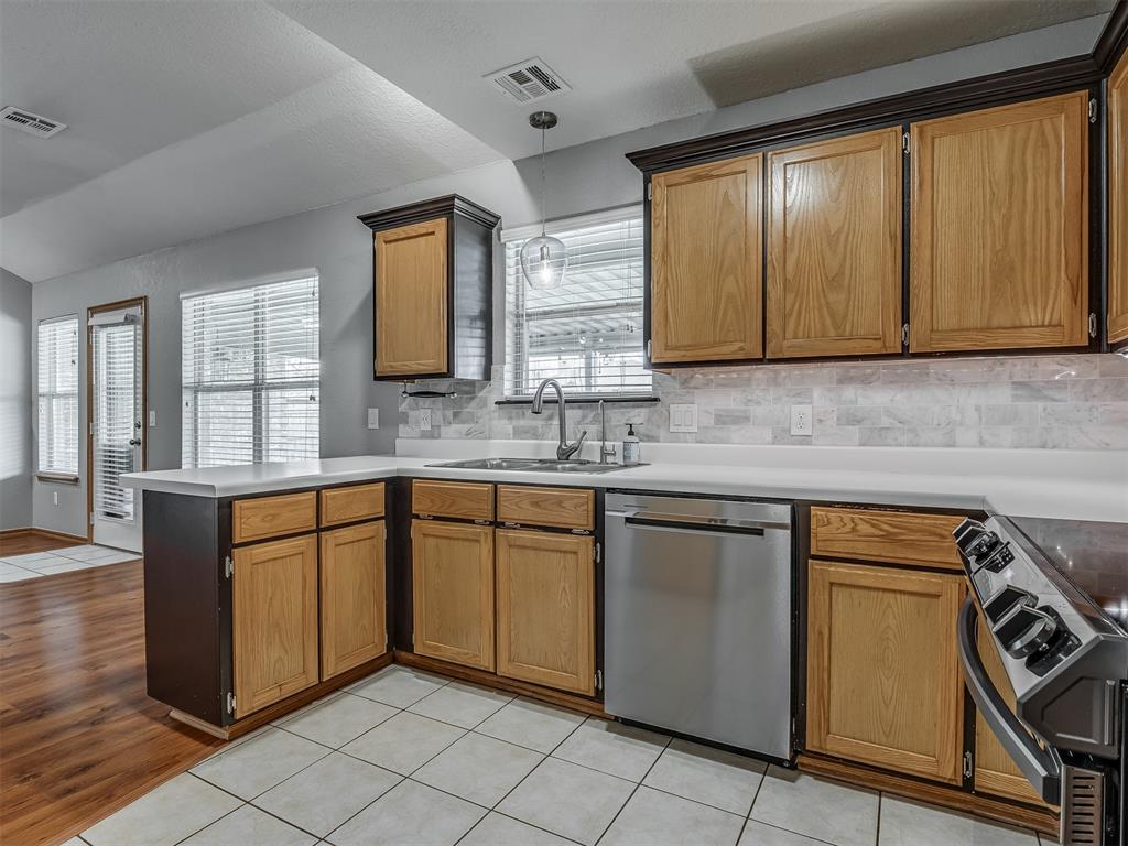 1917 Bluegrass Court