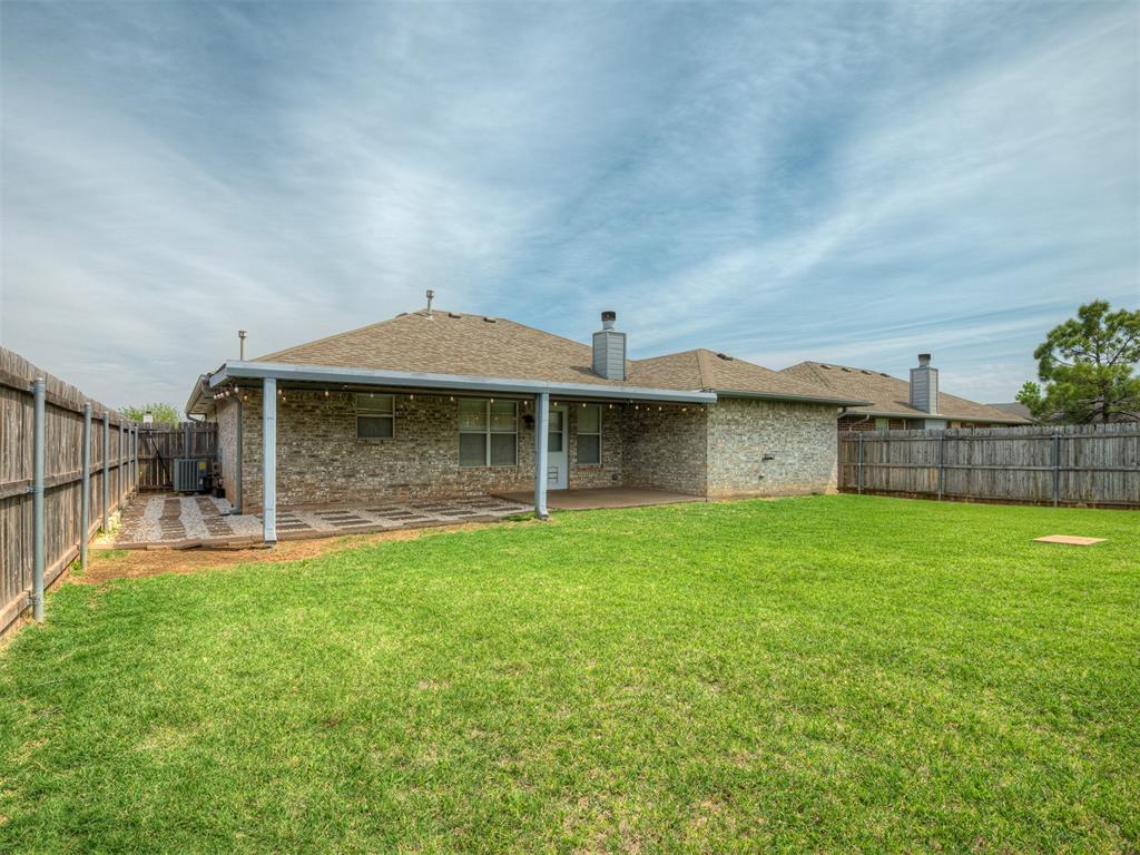 1917 Bluegrass Court