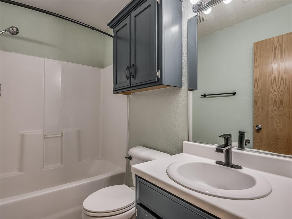 1917 Bluegrass Court