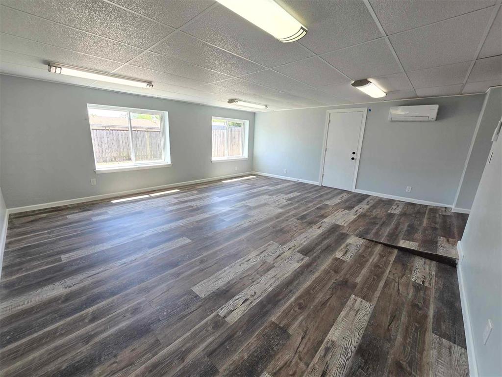 4616 SE 49th Street