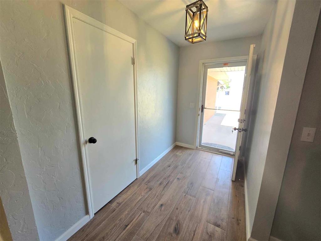 4616 SE 49th Street