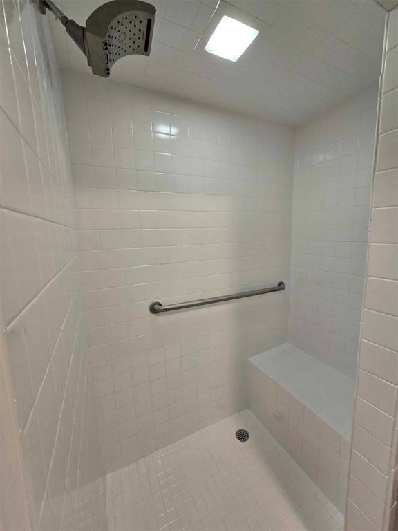 4616 SE 49th Street