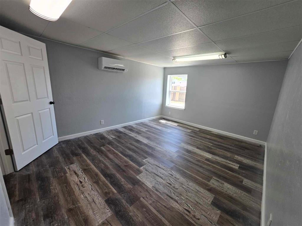 4616 SE 49th Street