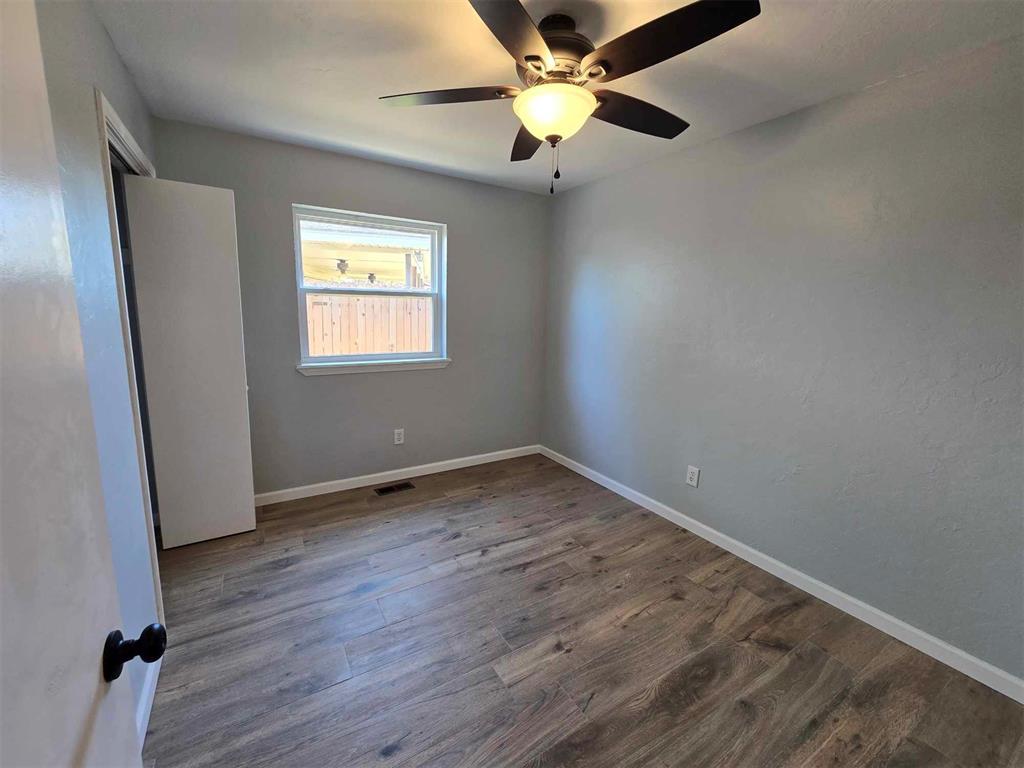 4616 SE 49th Street