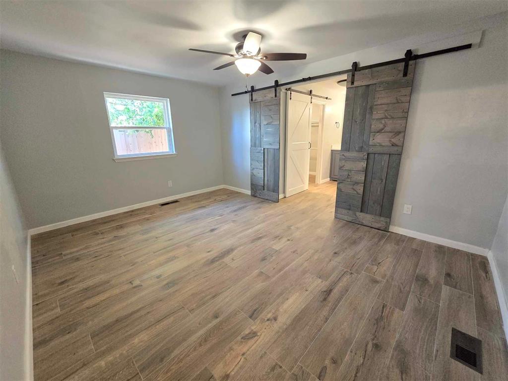 4616 SE 49th Street