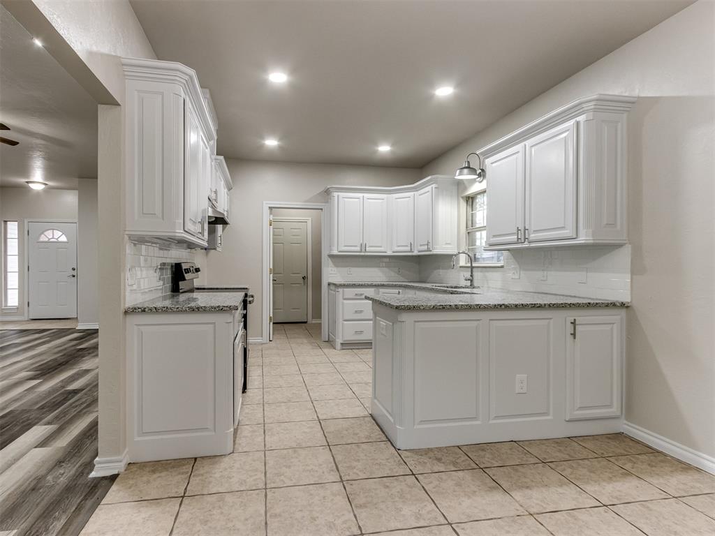 12720 Briar Hollow Lane