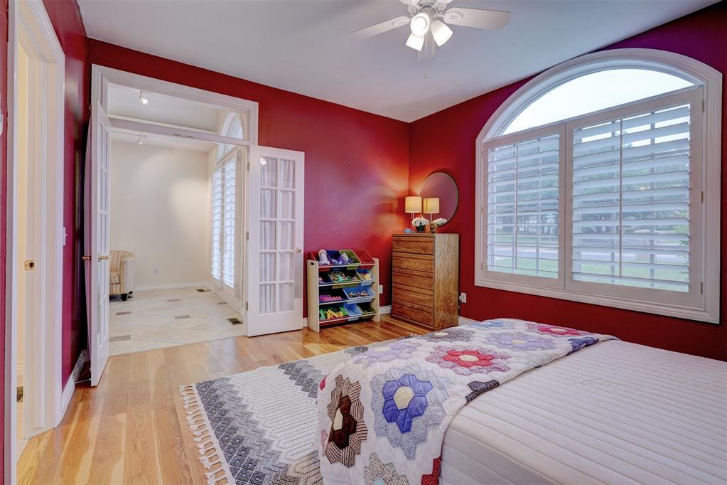 3800 Shadowridge Drive