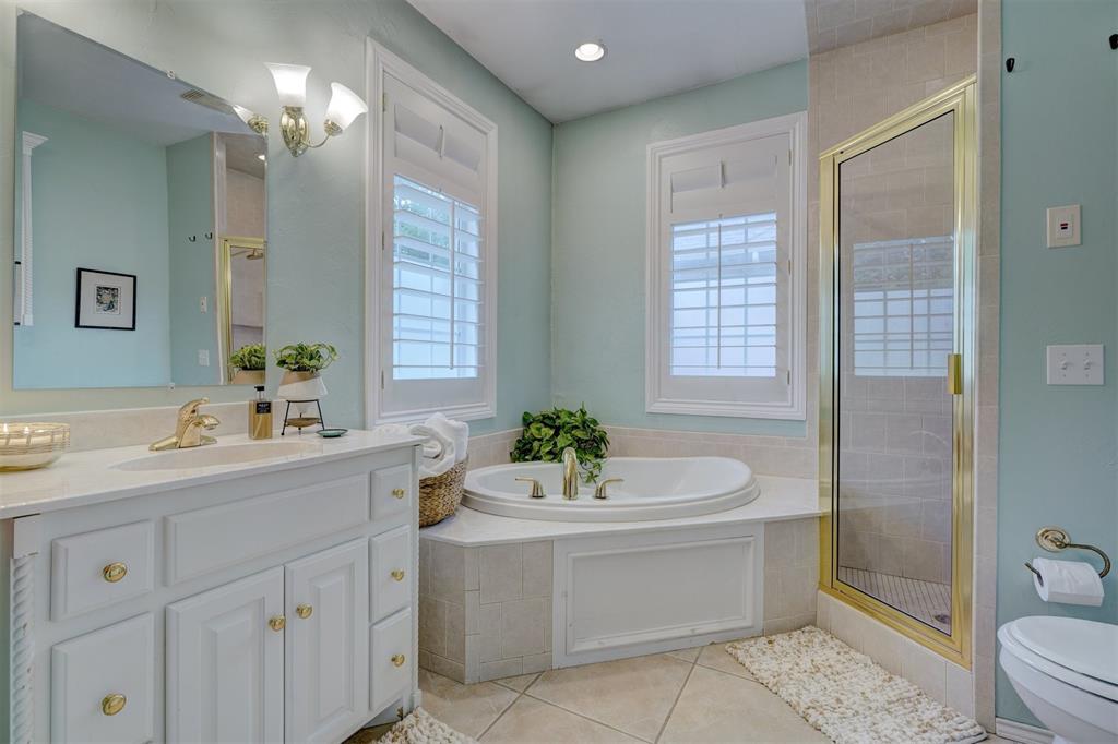 3800 Shadowridge Drive