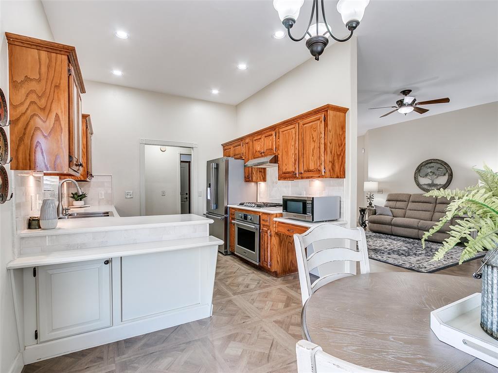 215 NW Candice Drive