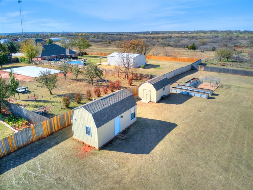 215 NW Candice Drive