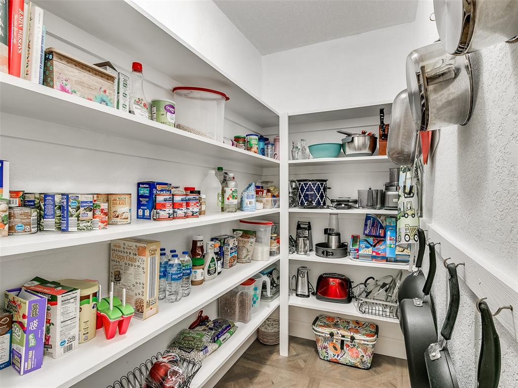 215 NW Candice Drive