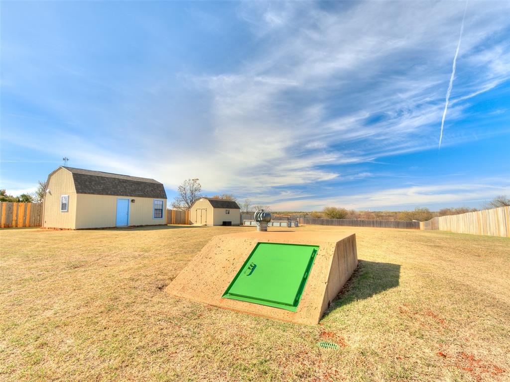 215 NW Candice Drive