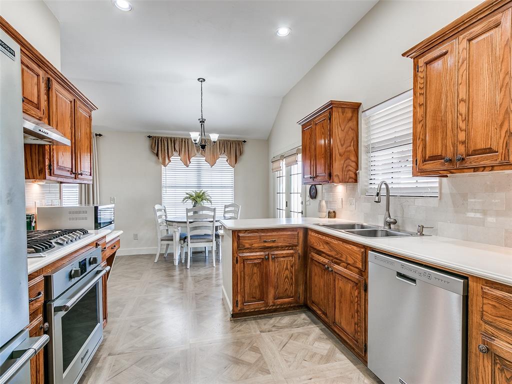 215 NW Candice Drive