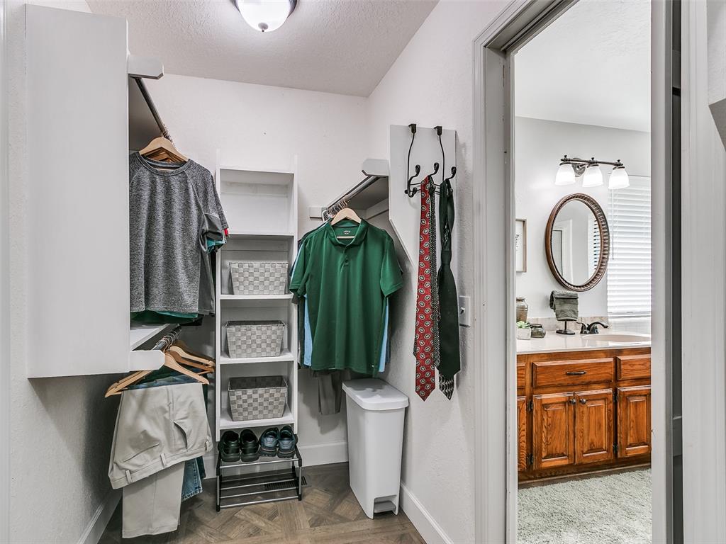 215 NW Candice Drive