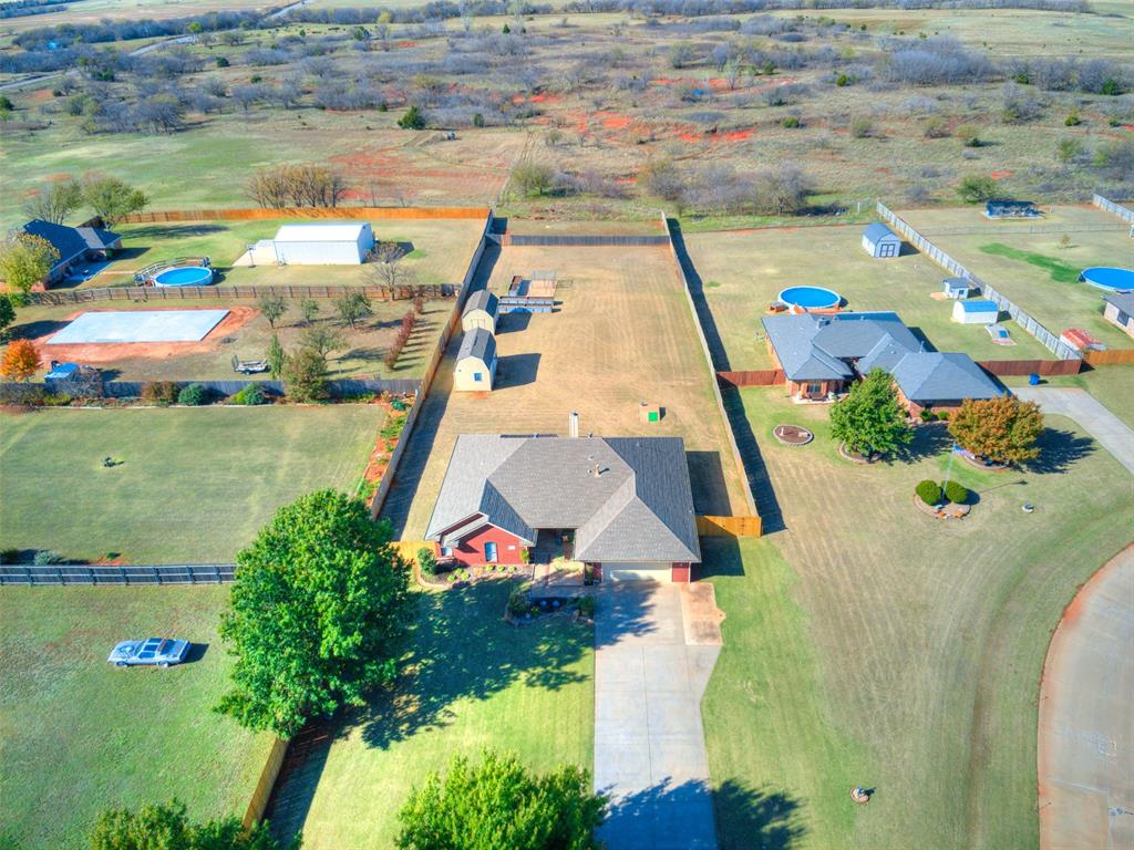 215 NW Candice Drive