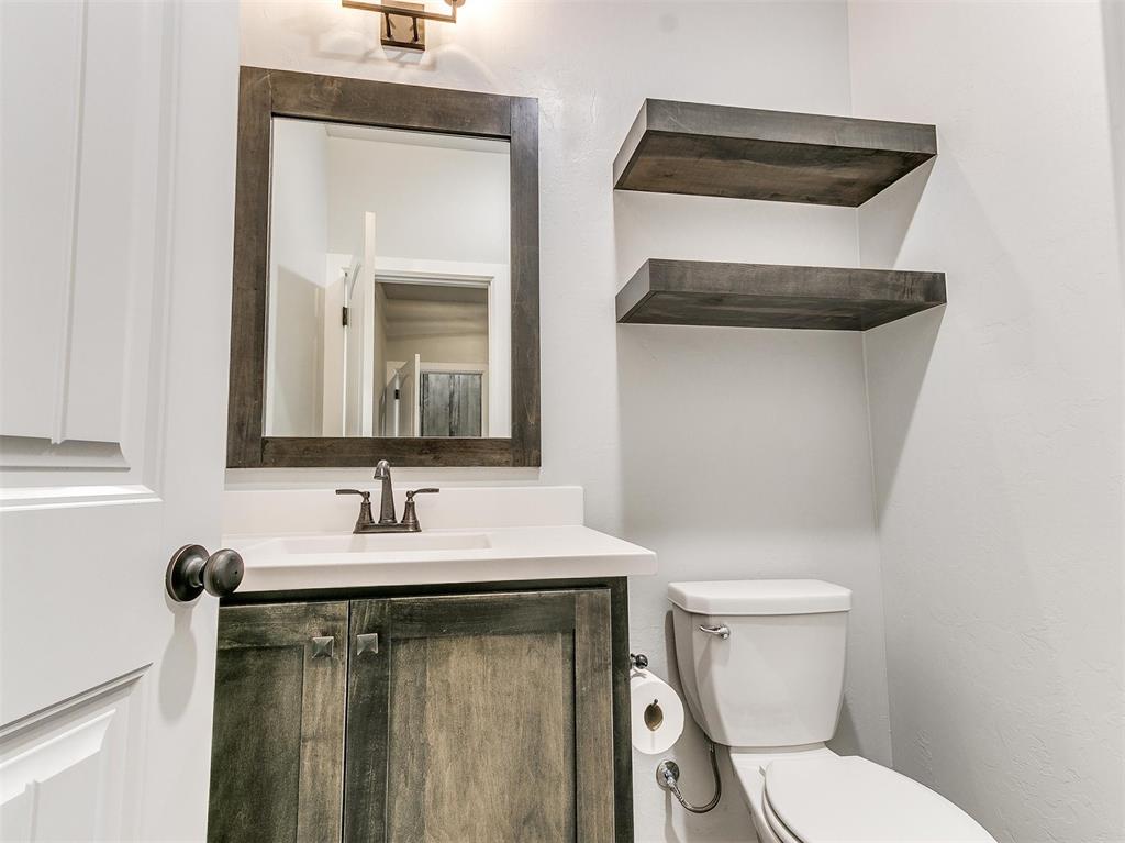 2408 Creek Side Circle