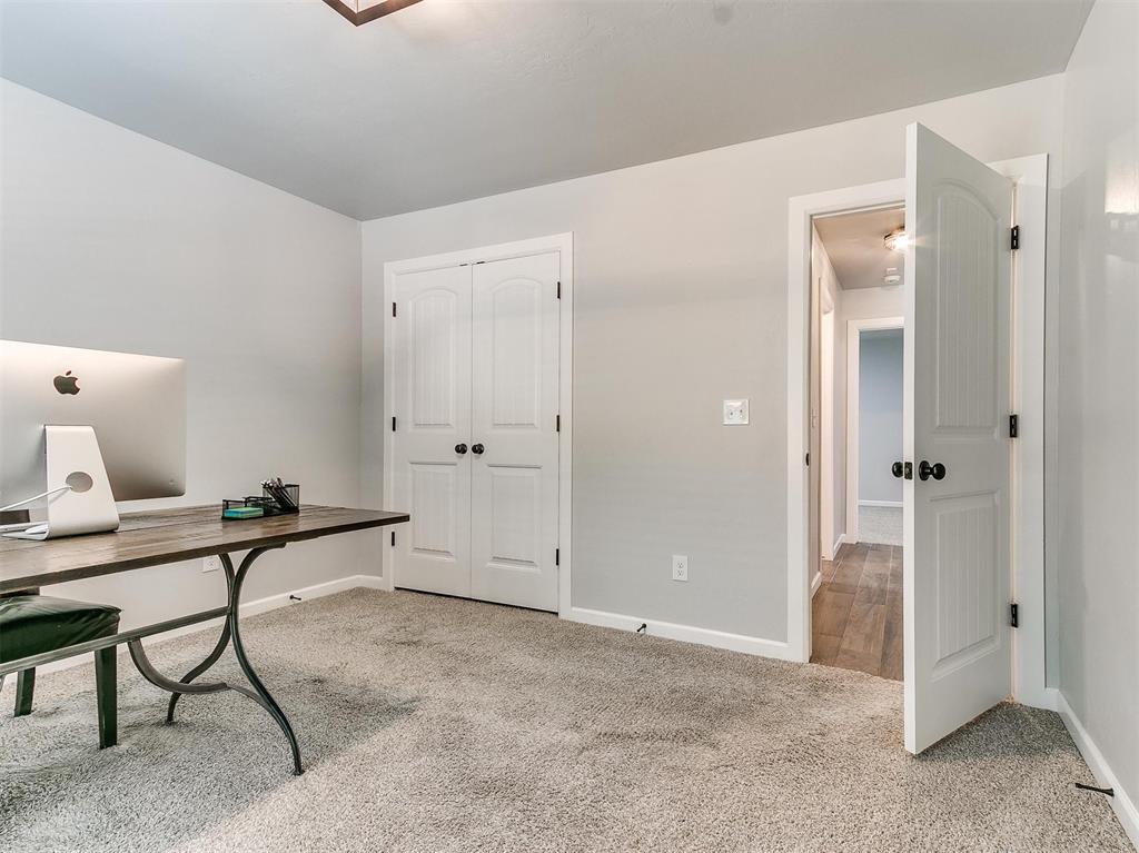 2408 Creek Side Circle