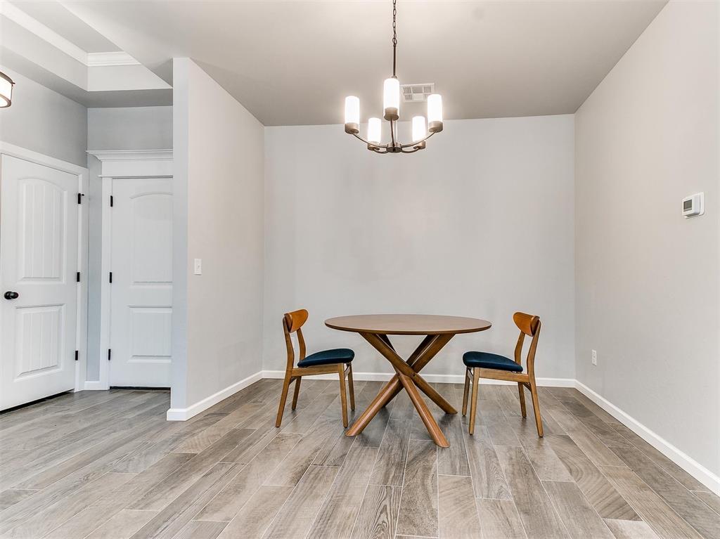 2408 Creek Side Circle