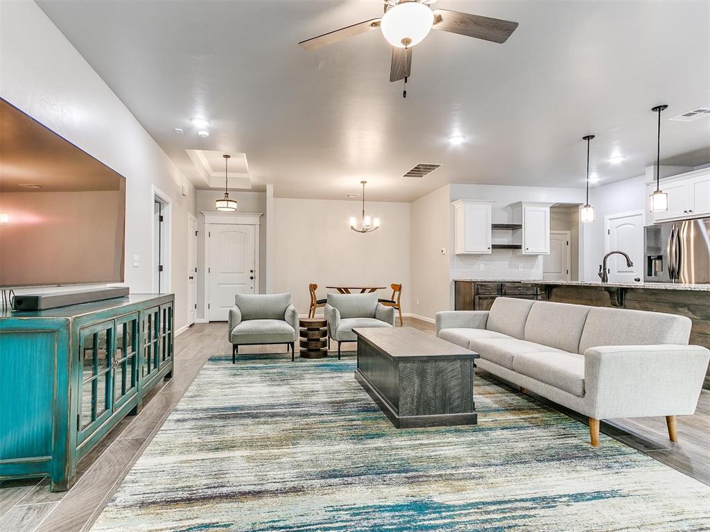 2408 Creek Side Circle