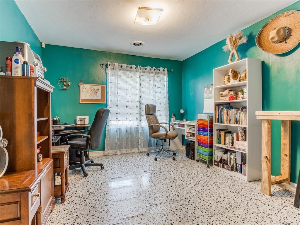 721 SW 48th Street