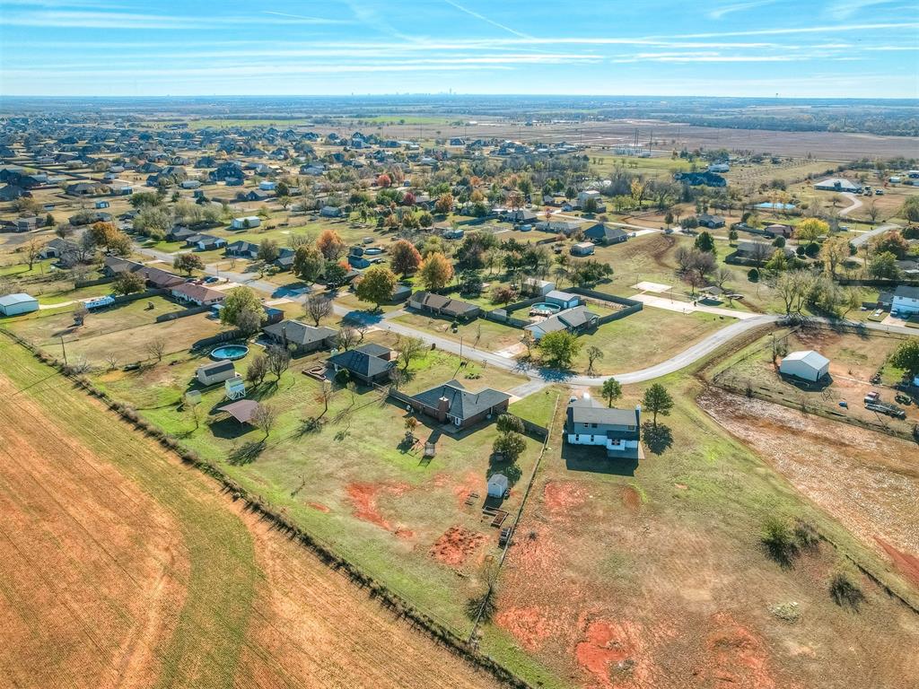 2009 NE Van Buren Avenue