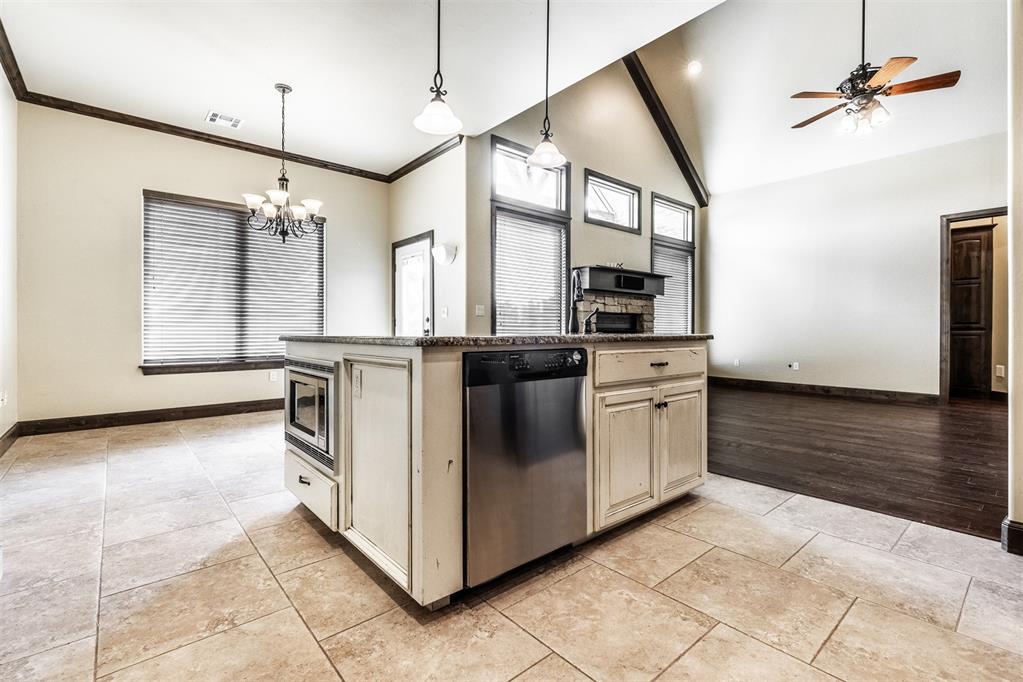 1296 Meadow View Drive