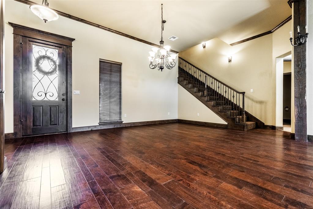 1296 Meadow View Drive