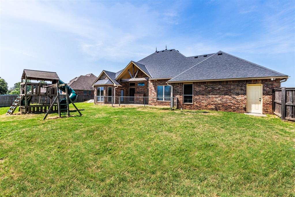 1296 Meadow View Drive