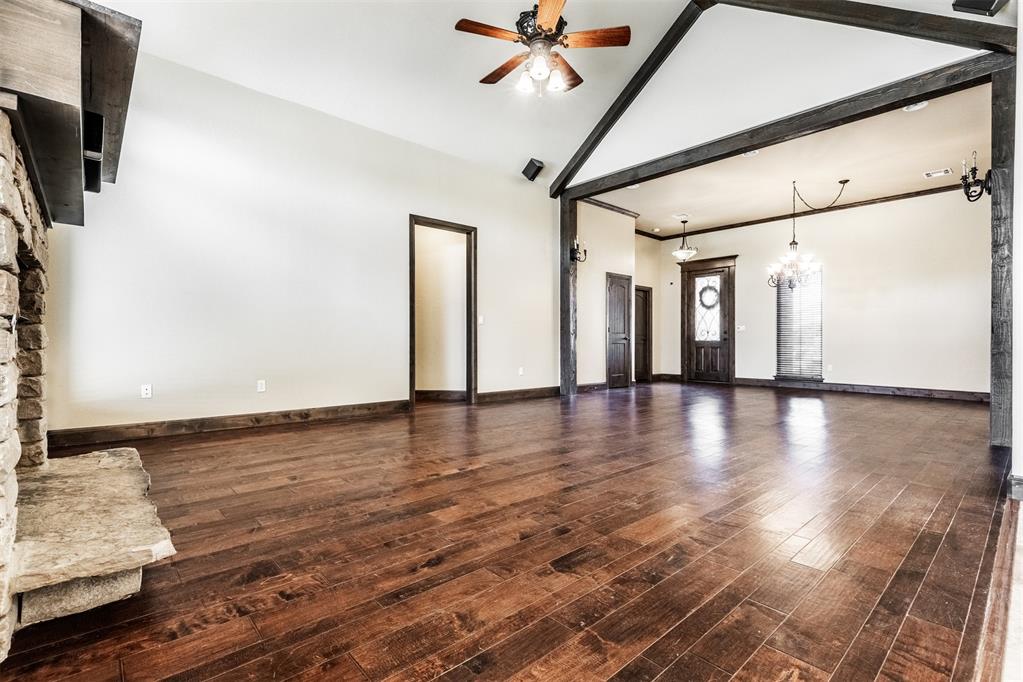 1296 Meadow View Drive