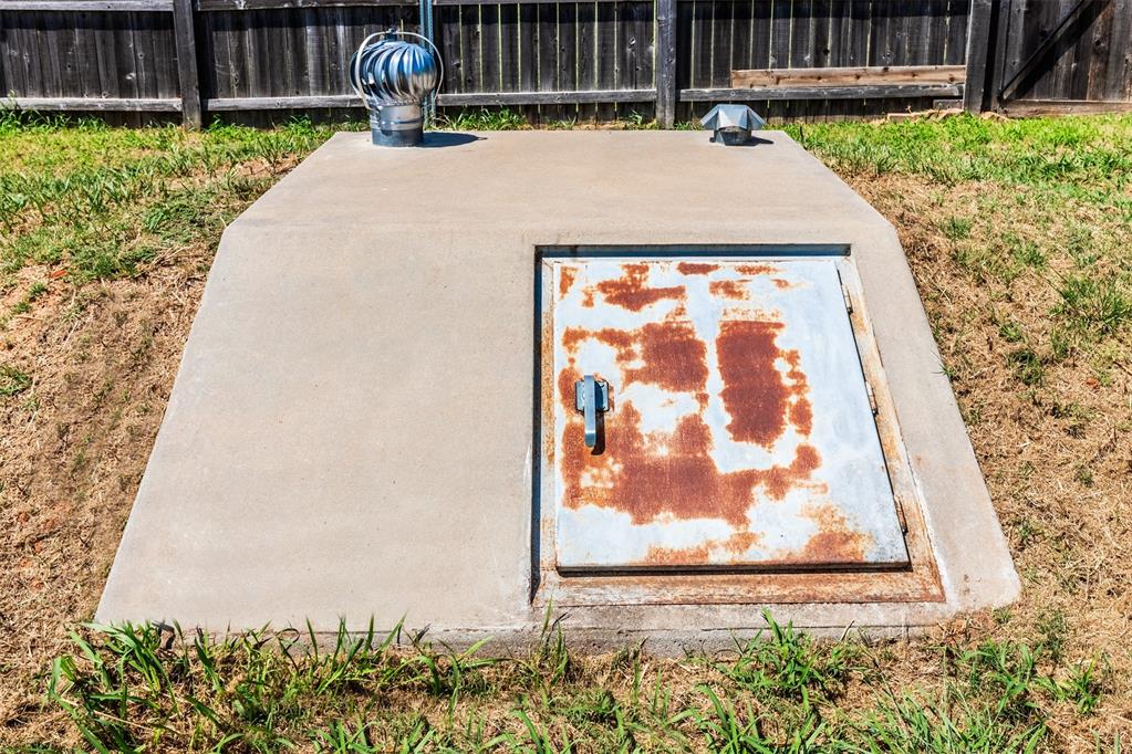 1296 Meadow View Drive