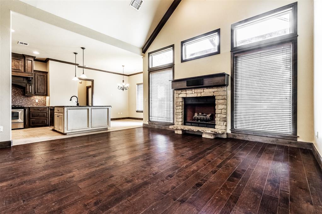 1296 Meadow View Drive