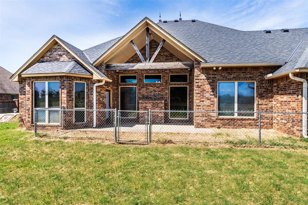 1296 Meadow View Drive