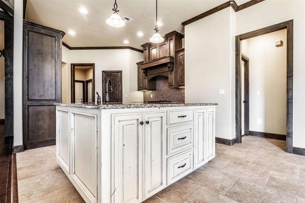 1296 Meadow View Drive