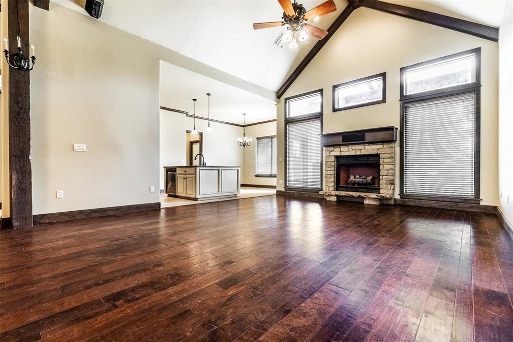 1296 Meadow View Drive