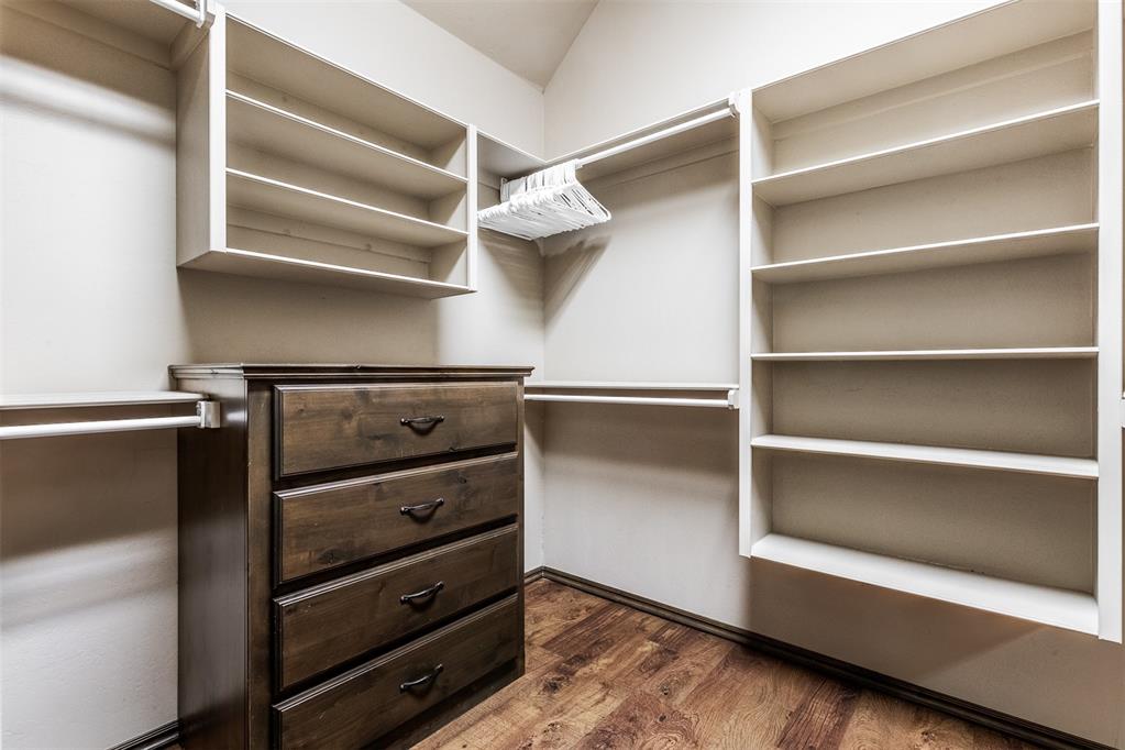 1296 Meadow View Drive