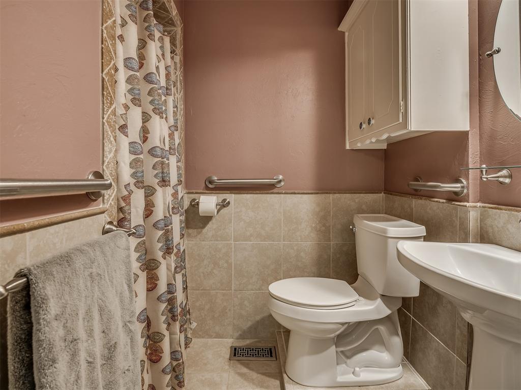 4621 NW 29th Street