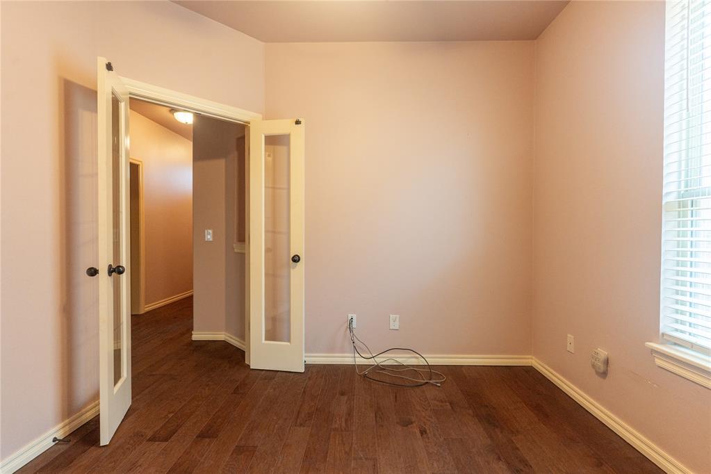 1013 Golden Leaf Drive