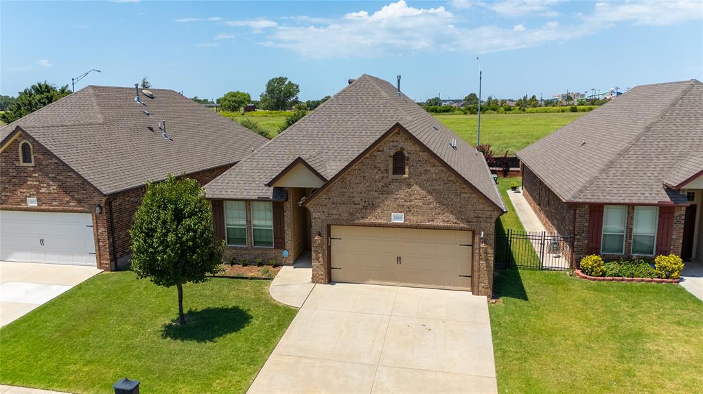 1013 Golden Leaf Drive